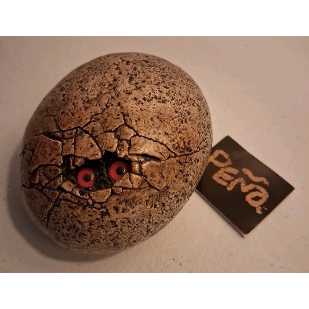 2000 Pena Windstone Editions Hatching Dragon Gargoyle Egg with Eyes Sculpture